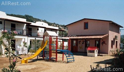 Izer Beach Club 28